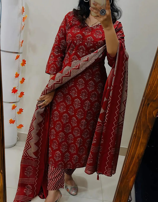 Red Cotton Geometric Printed Kurta Set with Dupatta